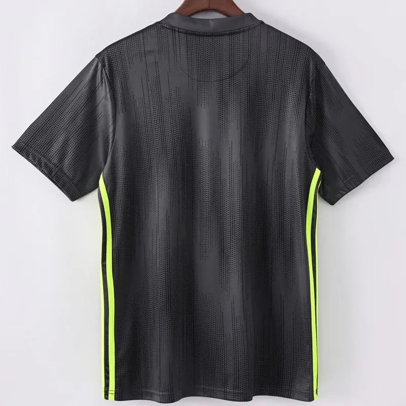 RETRO MAILLOT JUVENTUS BLACK THIRD 2018-2019