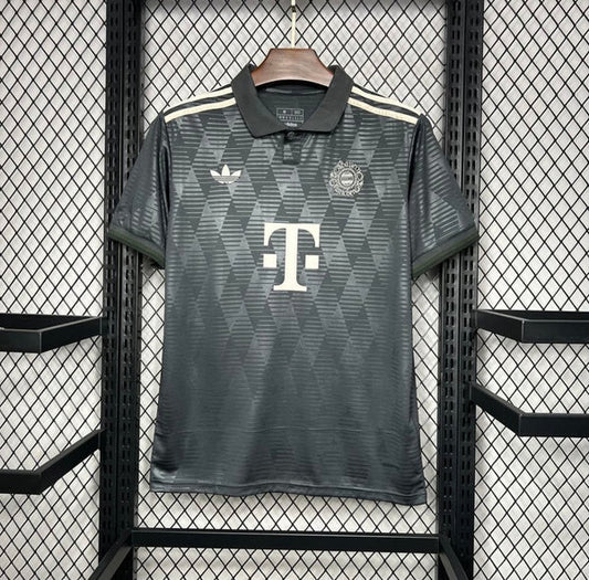 MAILLOT BAYERN BLACK OKTOBERFEST