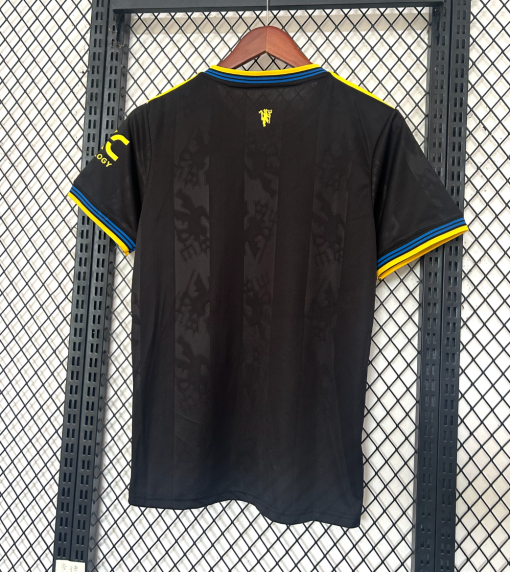 MAILLOT MANCHESTER UNITED BLACK THIRD 2025-2026
